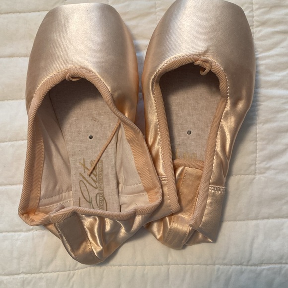 Grishko Elite Pointe Shoe - Picture 7 of 10